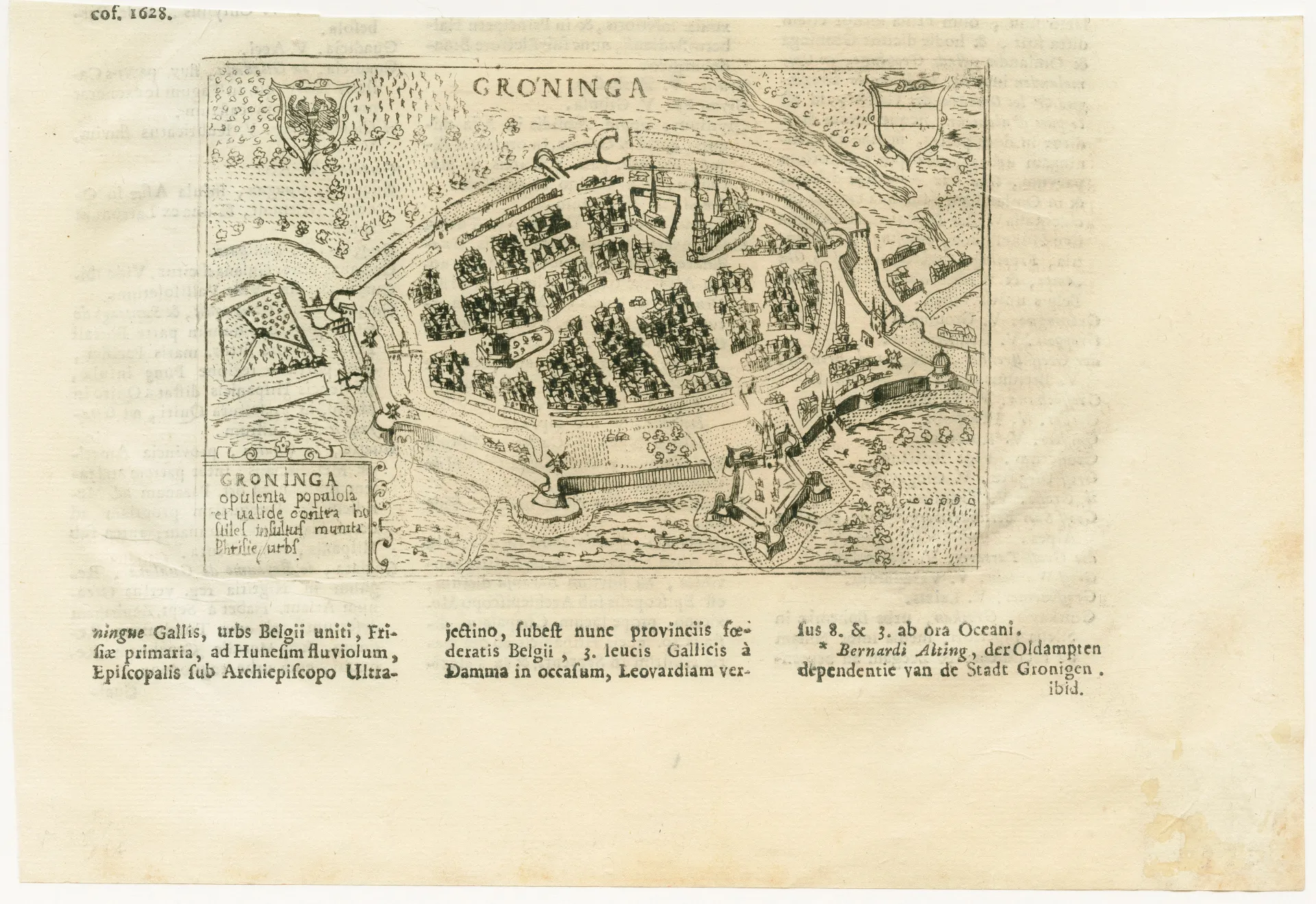 Plattegrond van de stad Groningen uit 1568 met tekst in het Latijn eronder.